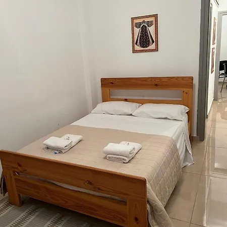Artemis 1 Bdr Down Town By Platform 357 Nicosia