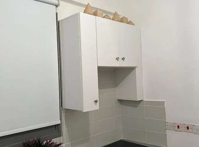 Artemis 1 Bdr Down Town Nikósie